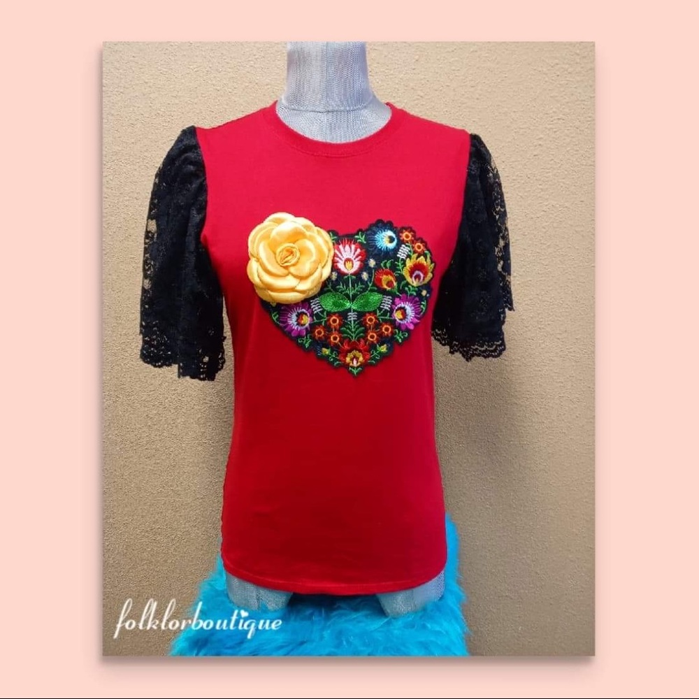 Tops - Picture 16 of 16